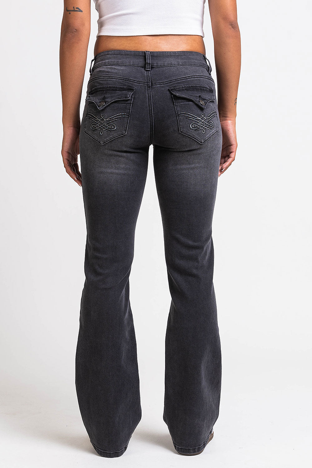 Claire 02Low Bootcut Jeans - Washed Black