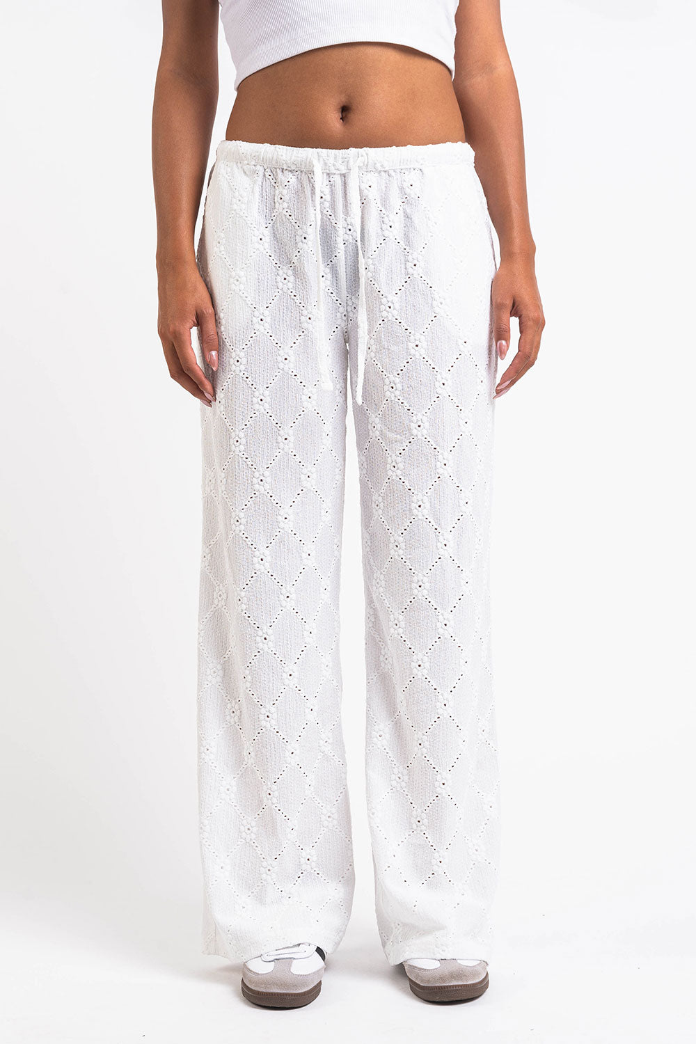 Mel 08Mid Straight Lace Pants - White
